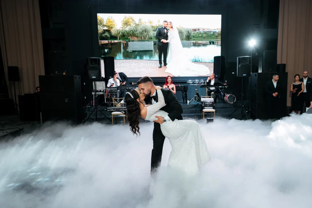 Bianca & Ștefan — Final de dans cu sărut și înclinare.