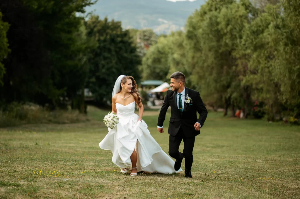 Cătălina & Răzvan — Mers spontan și zâmbet.