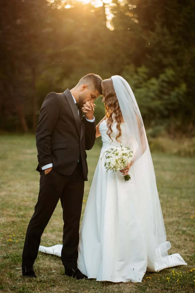 Cătălina & Răzvan — Sărut pe mână.